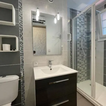 Apartment Deux Pieces Cabine- Sur Ar155-024